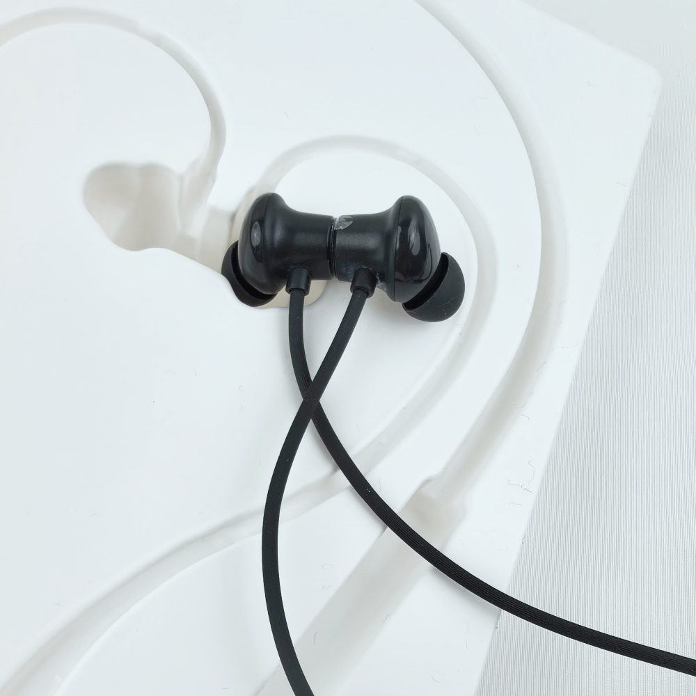 سماعات ريلمي بادز اللاسلكية 5  - مراجعة Magnetic Neckband Sports Earphones وسعره